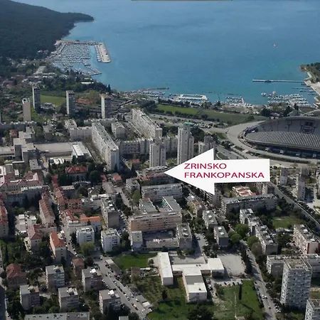 Del Carmen Apartment